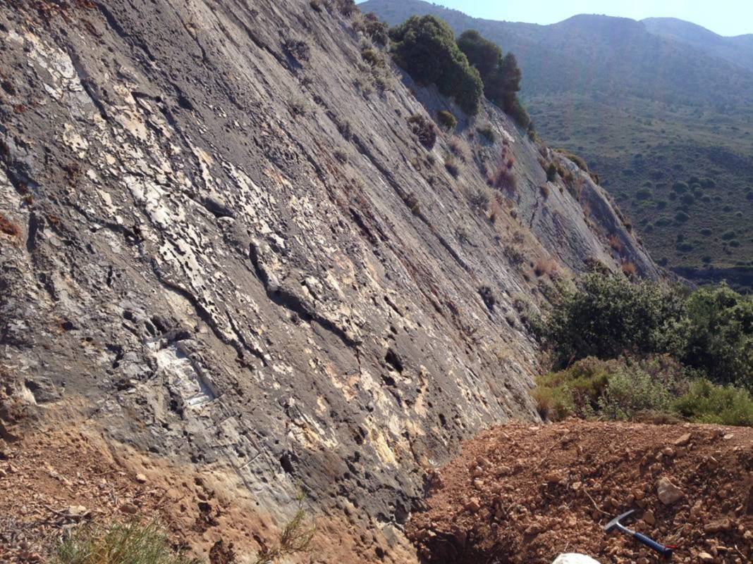 Fay her yerde var! Prof. Dr. Okan Tüysüz tek tek paylaştı: Bu faylar hareket ettiği an... 4